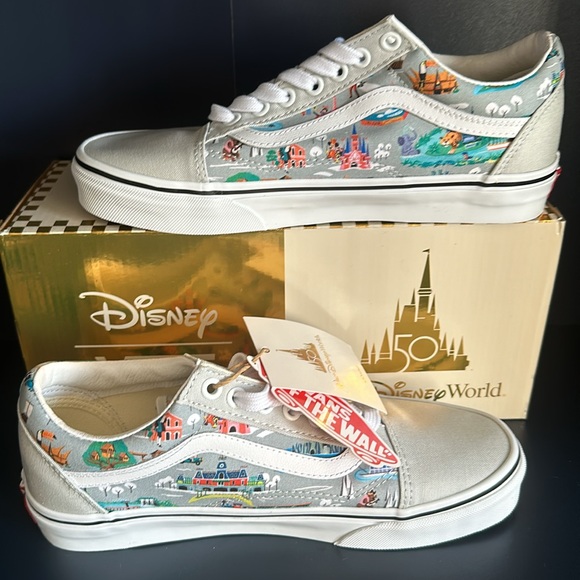 NEW Disney x Vans Limited Edition Sneakers Size 8.5 - Picture 7 of 10